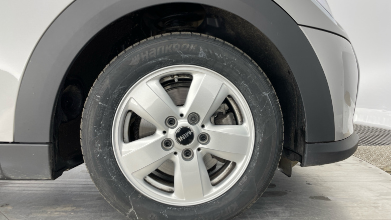 MINI Hatchback 1.5 Cooper Classic Premium 5dr Auto Petrol Hatchback